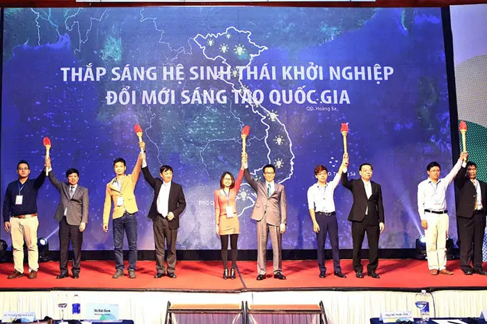 Government's support for software outsourcing company vietnam