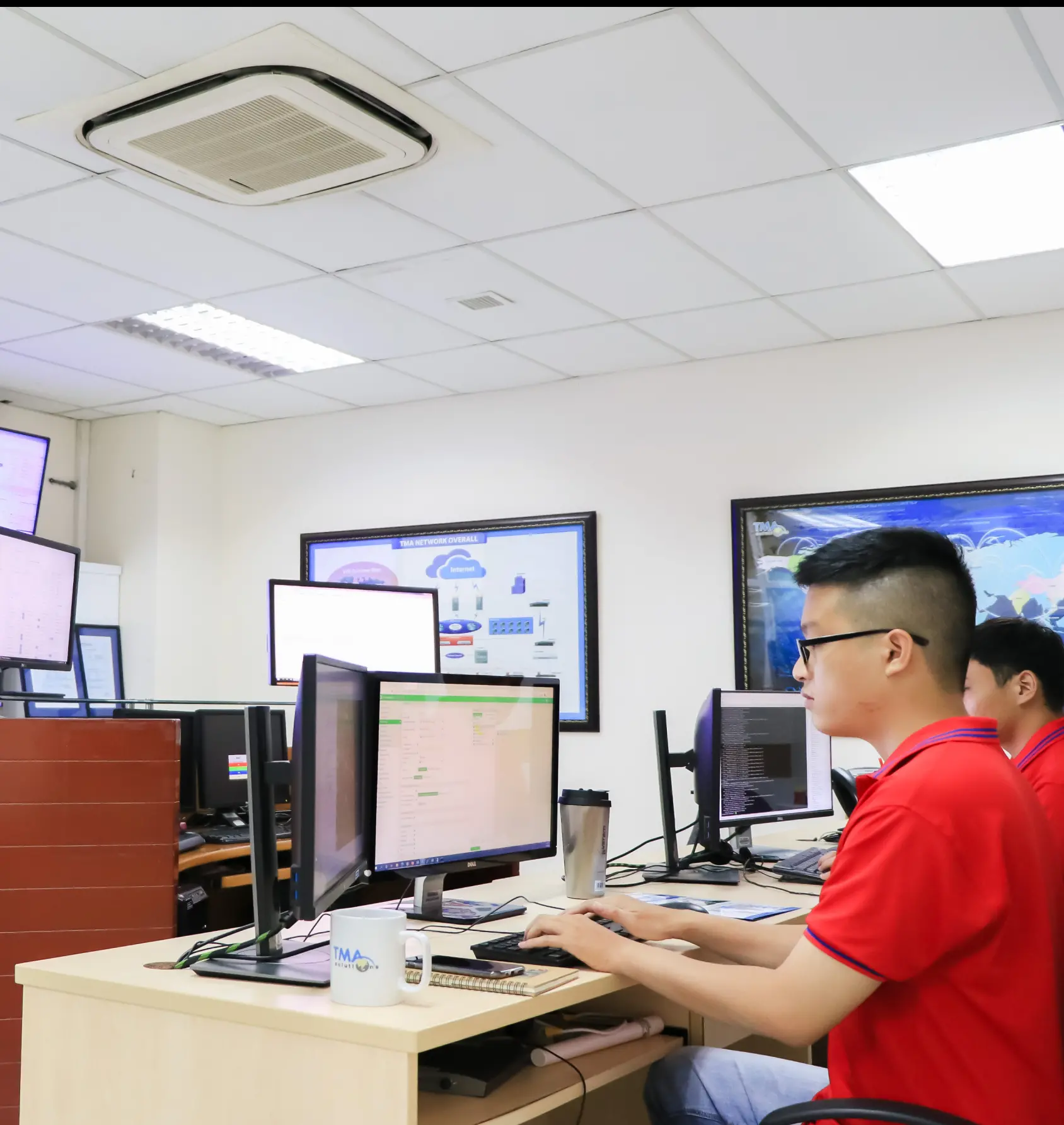 Experienced in large & complex projects