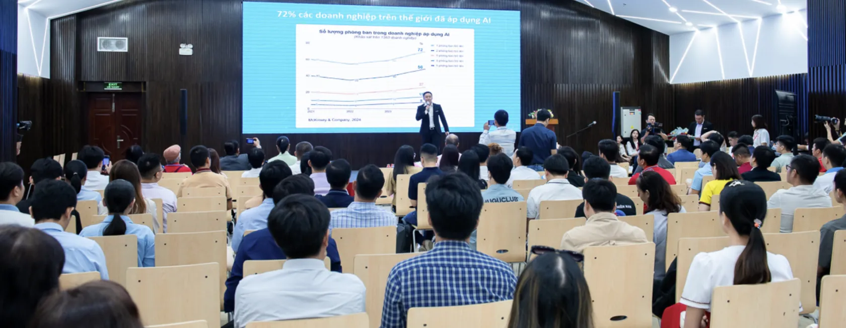 TMA was a keynote speaker at the AI for Business seminar